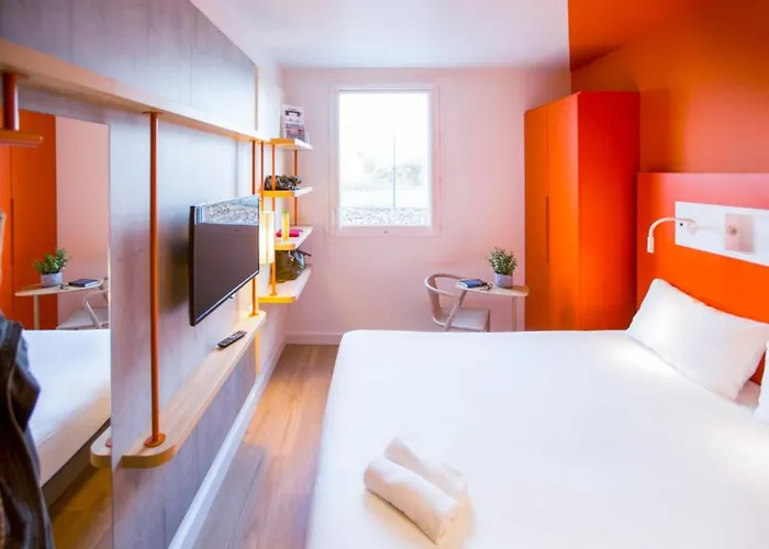 Ibis Budget Nord Euromedecine 2*