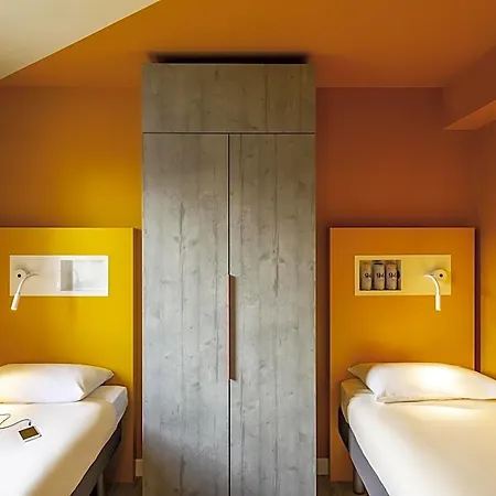 Ibis Budget Nord Euromedecine Hotel