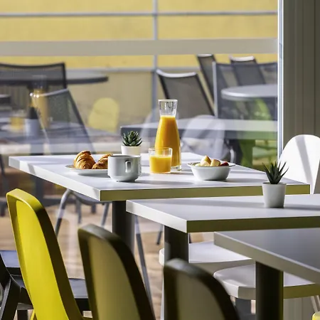 Ibis Budget Nord Euromédecine Hotel 2*