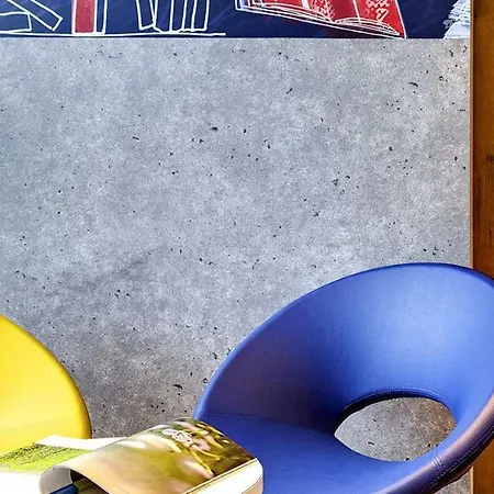 Ibis Budget Nord Euromedecine 호텔