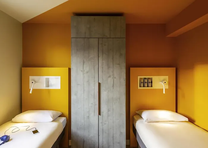 Ibis Budget Nord Euromedecine 2*